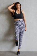 Load image into Gallery viewer, White leopard leggings