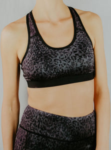 Leopard print performance leggings